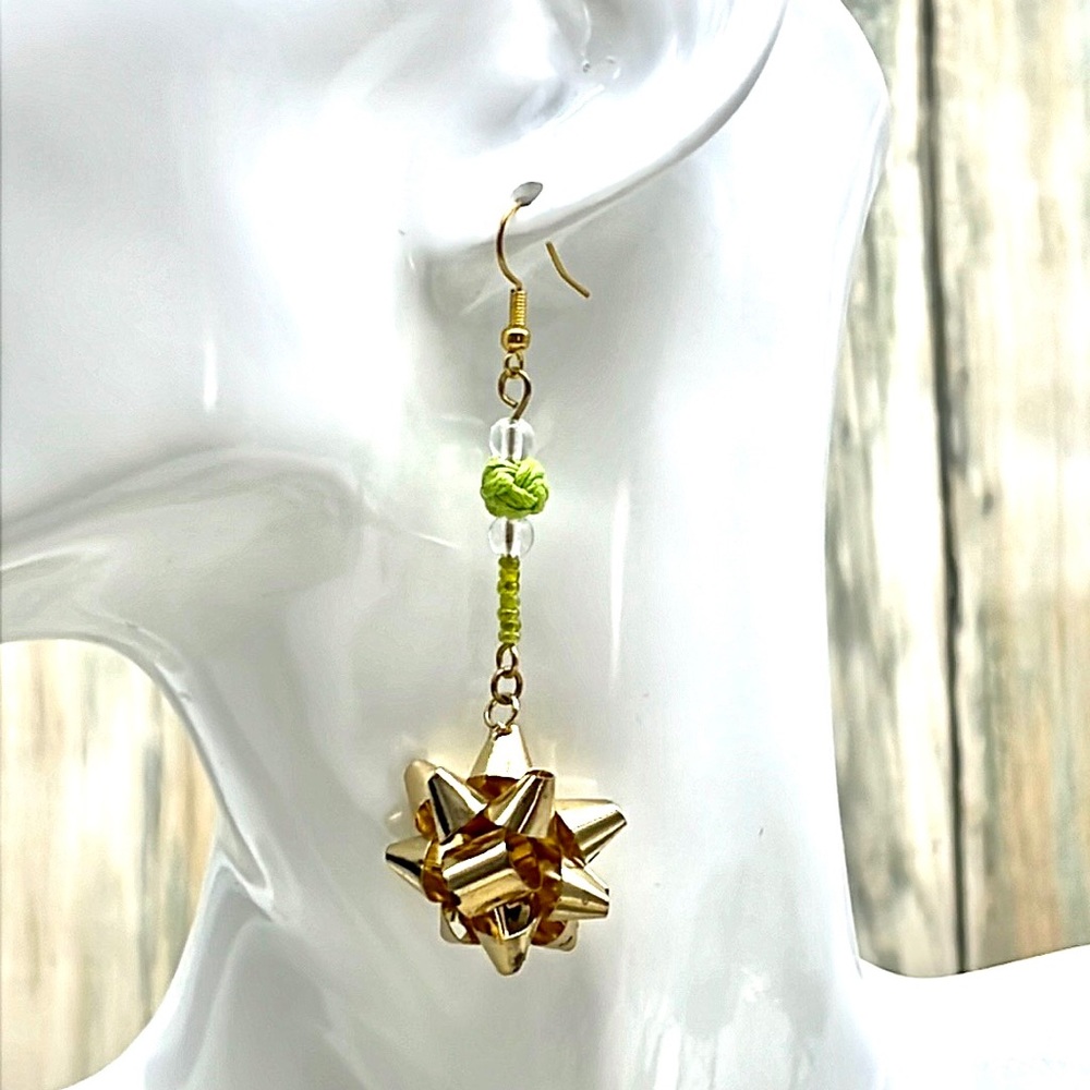 👑Adorned Crown Jewelry assemblage Christmas earrings gold bow green bead